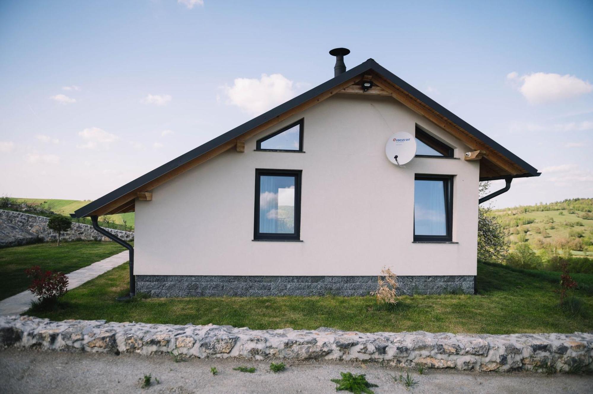 Casa Moderna In Sinteu - Intersectia Intre Modern Si Linistea Naturii Huta Voivozi Dış mekan fotoğraf